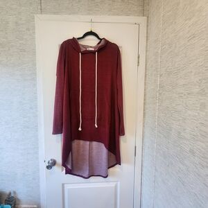 Blakeley Designs Women's Burgundy Hooded Tunic Size S/M Euc